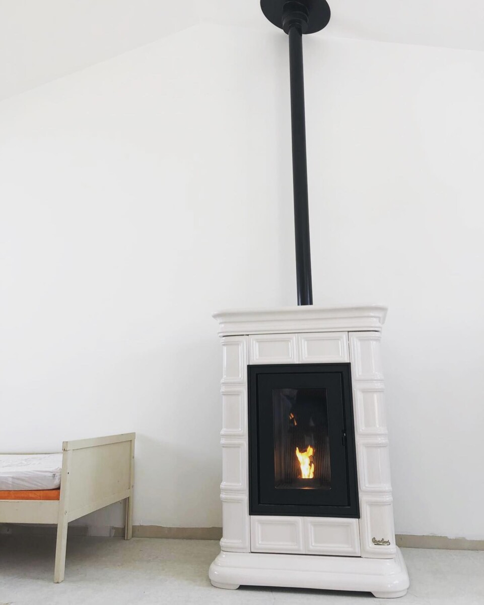 Po&ecirc;le 6 kW surface